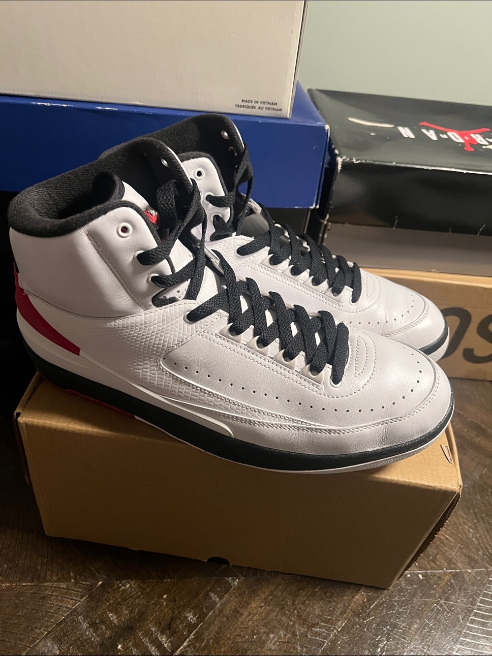Jordan 2 Men's like new no box sz. 11
